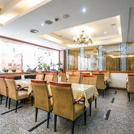 كومي Fiore Hotel المظهر الخارجي الصورة