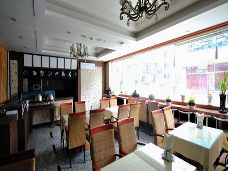 كومي Fiore Hotel المظهر الخارجي الصورة