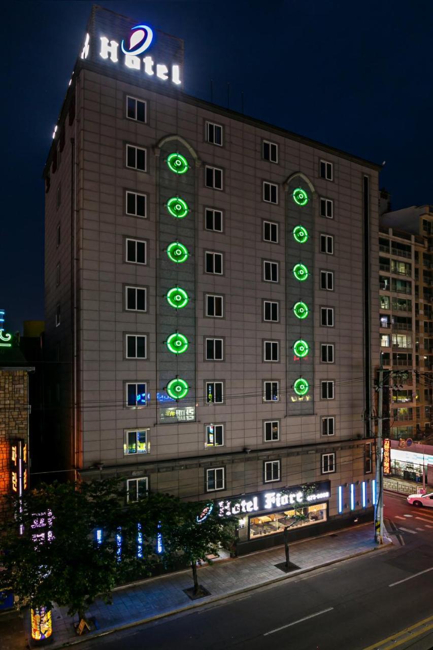 كومي Fiore Hotel المظهر الخارجي الصورة