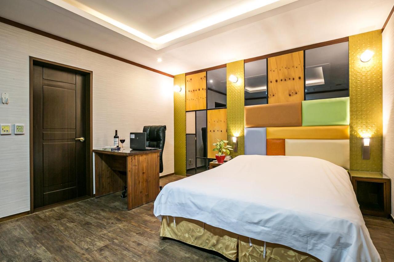 كومي Fiore Hotel المظهر الخارجي الصورة