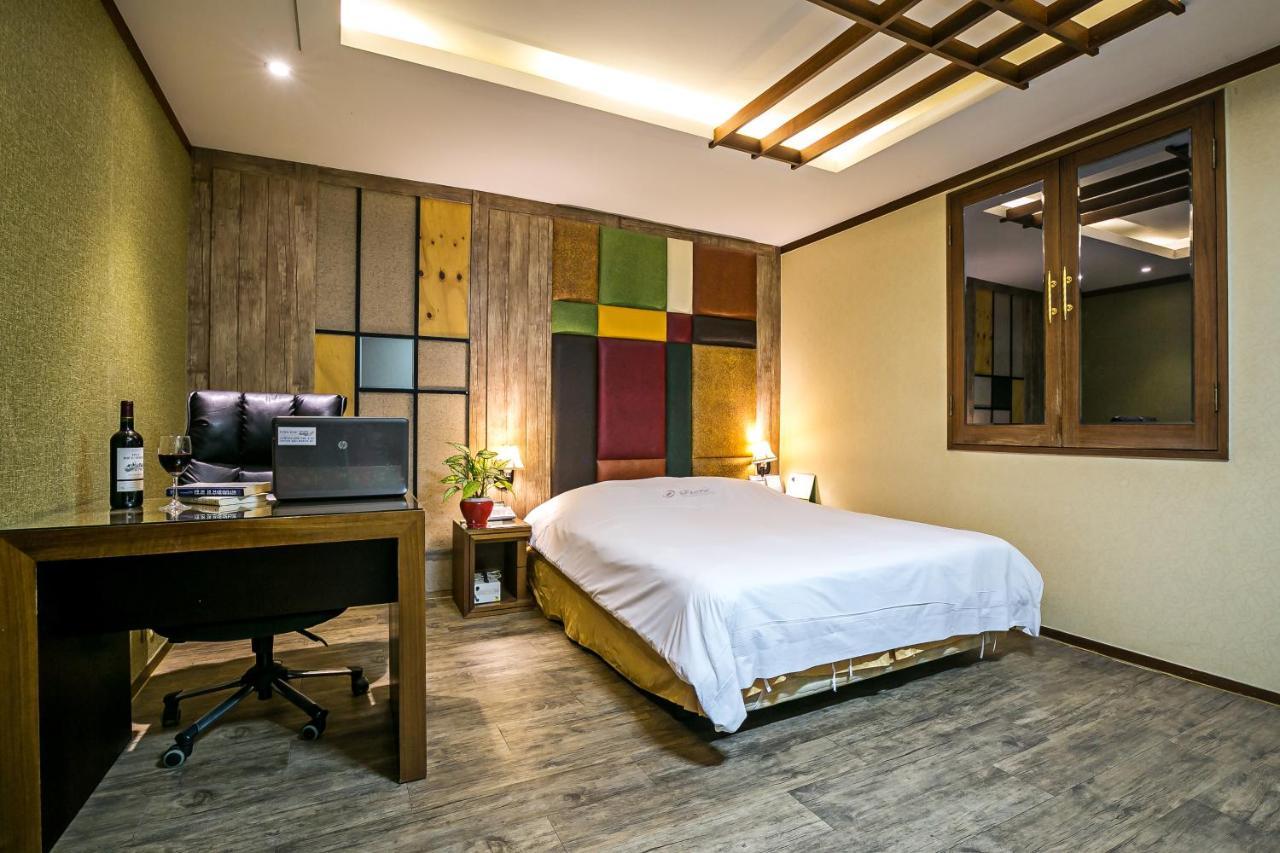 كومي Fiore Hotel المظهر الخارجي الصورة